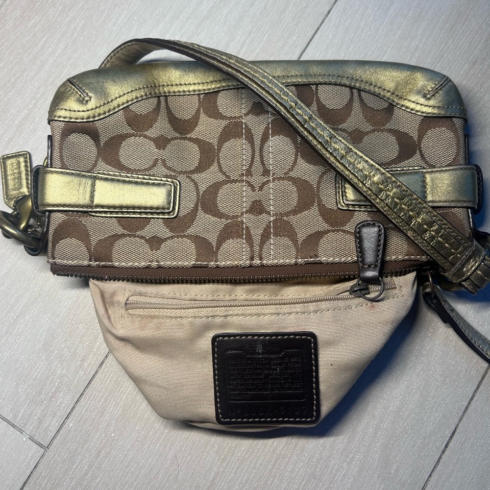 Coach Y2K Signature Demi Baguette - Picture 2 of 5
